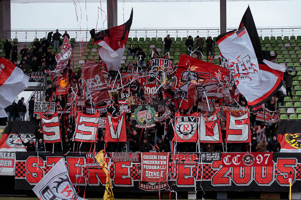 SSV Reutlingen – 1. CfR Pforzheim 0-4 (5)