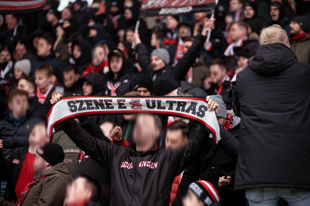 SSV Reutlingen – 1. CfR Pforzheim 0-4 (9)