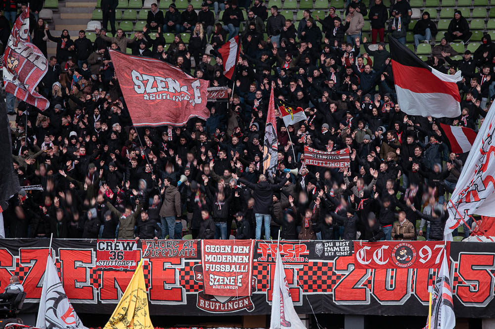 SSV Reutlingen – 1. CfR Pforzheim 0-4 (18)