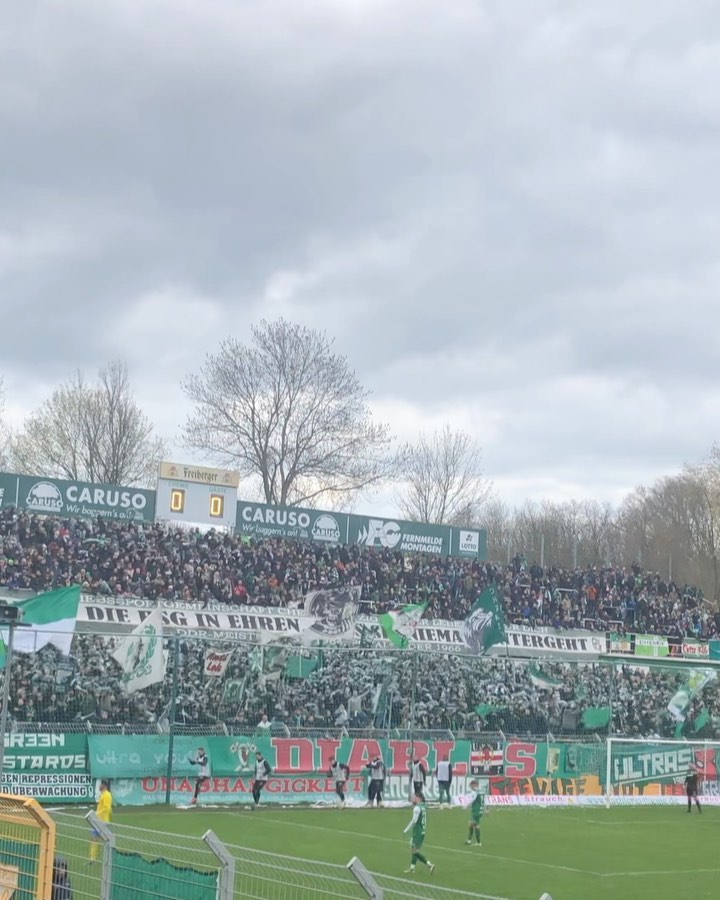 BSG Chemie Leipzig – 1. FC Lokomotive Leipzig 0-0 (1)