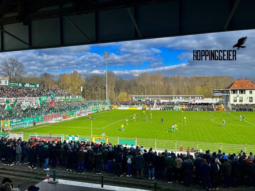 BSG Chemie Leipzig – 1. FC Lokomotive Leipzig 0-0 (3)