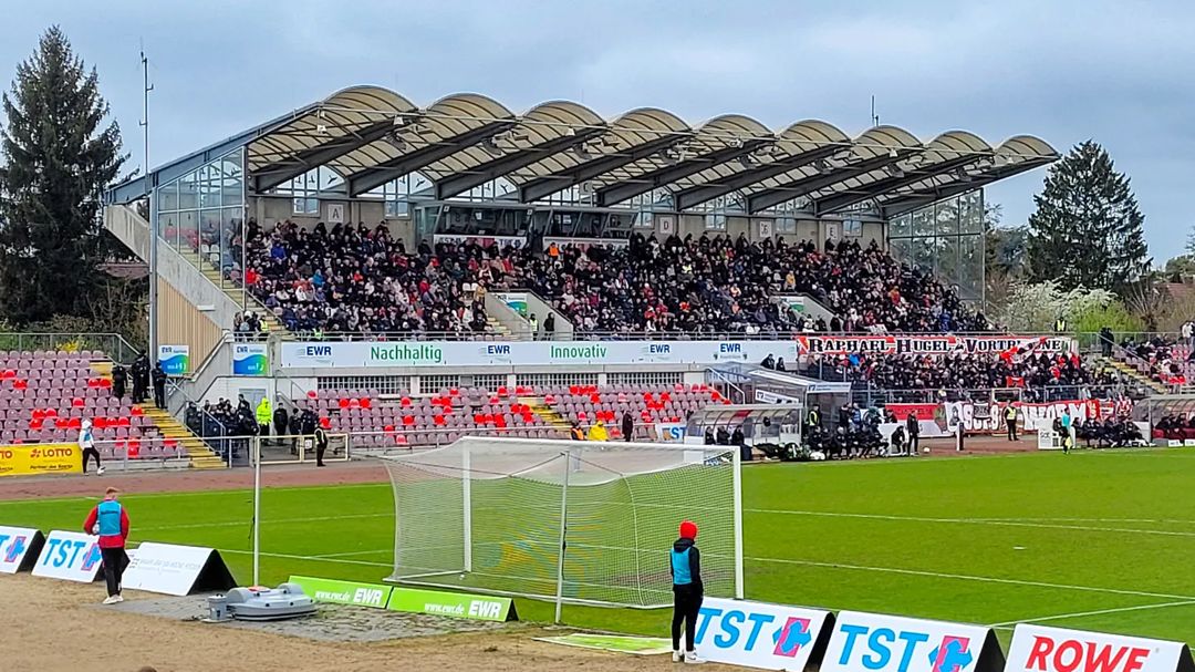 Heimfans | VfR Wormatia Worms – SV Eintracht Trier 05 (02.04.2023) 3-0