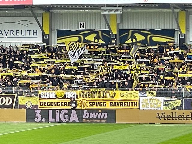 SpVgg Bayreuth – Hallescher FC 0-1 (4)