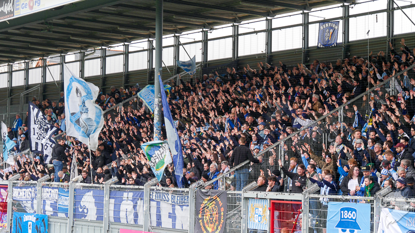 Gästefans | SV Wehen – TSV 1860 München (15.04.2023) 2-0