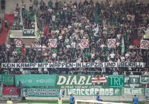 FC Rot-Weiß Erfurt – BSG Chemie Leipzig 4-2 (2)