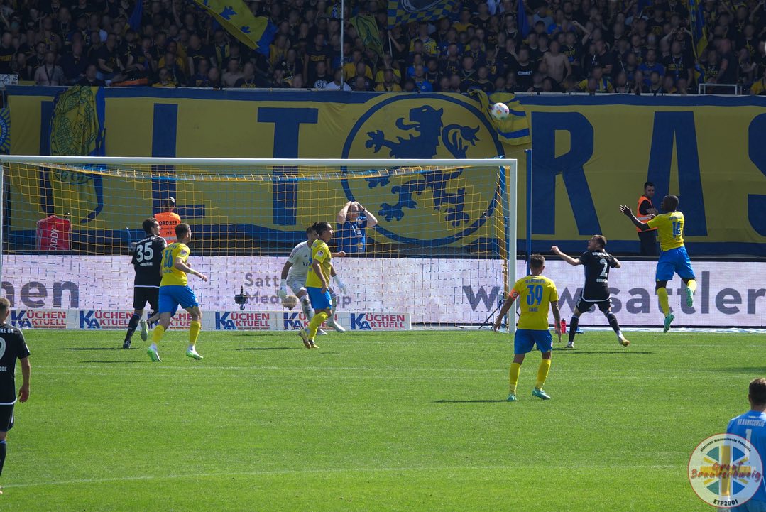 Eintracht Braunschweig – FC Schalke 04 1-0 (3)