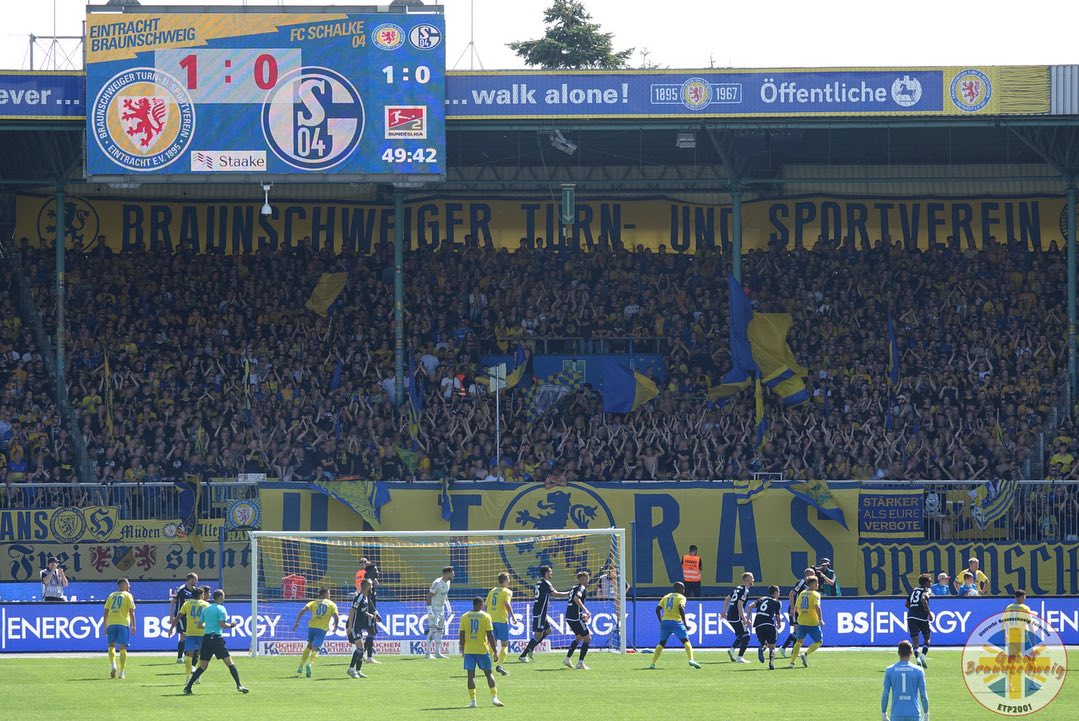 Eintracht Braunschweig – FC Schalke 04 1-0 (4)