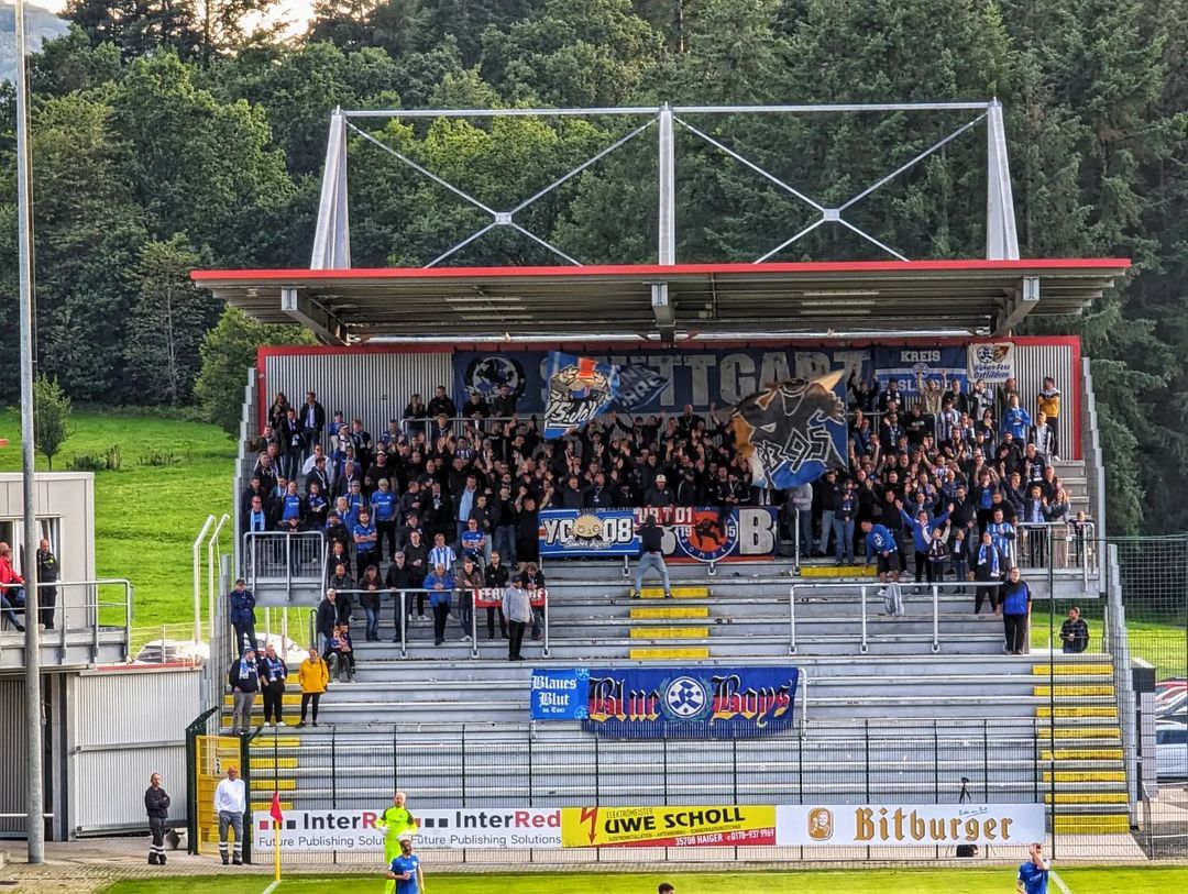 Gästefans | TSV Steinbach Haiger – Stuttgarter Kickers (29.08.2023) 2-2