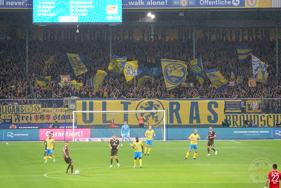 Eintracht Braunschweig – FC St. Pauli 1-1 (8)