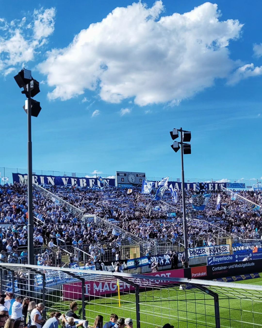 Heimfans | TSV 1860 München – FC Erzgebirge Aue (02.09.2023) 1-2