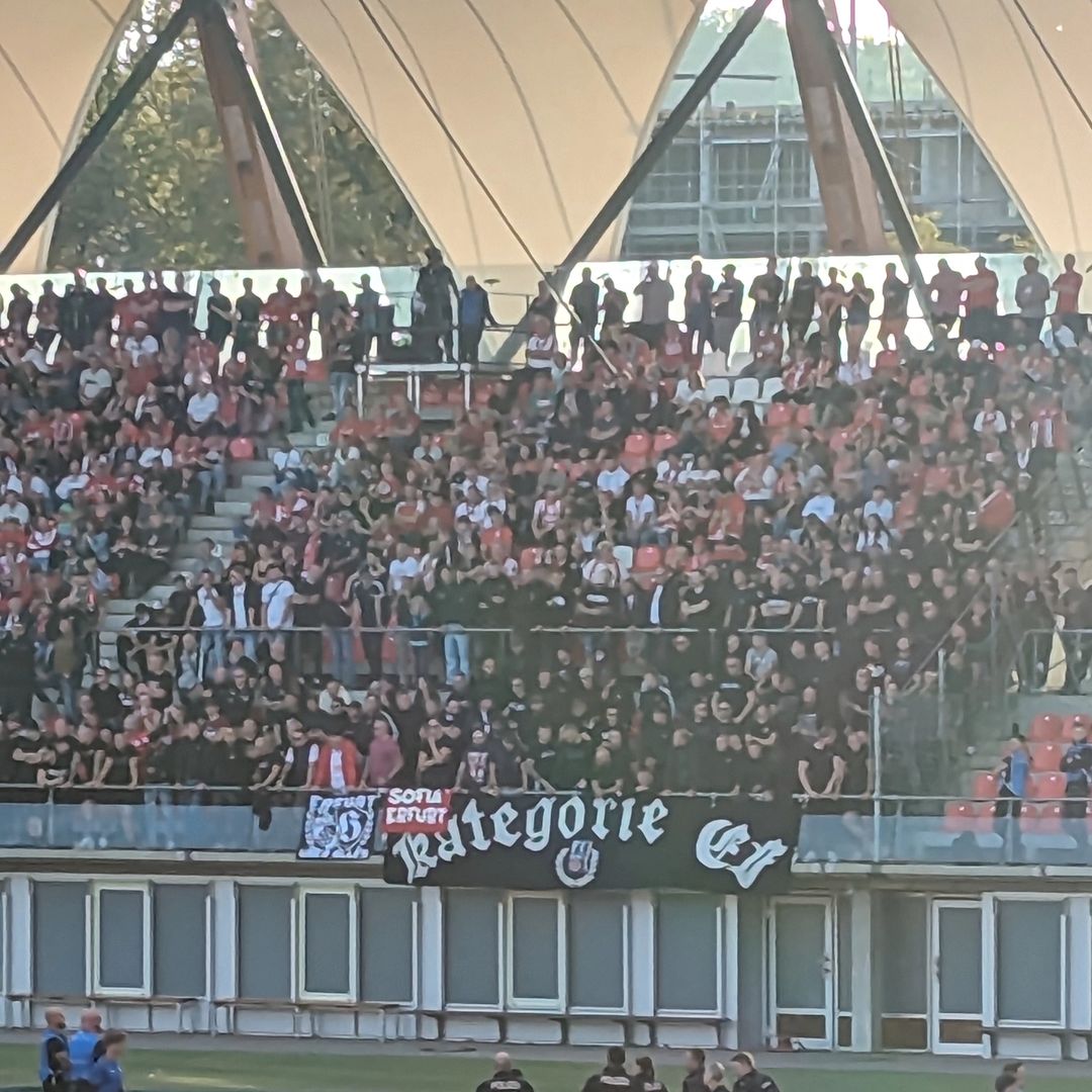 FC Rot-Weiß Erfurt – FC Carl Zeiss Jena 1-1 (9)