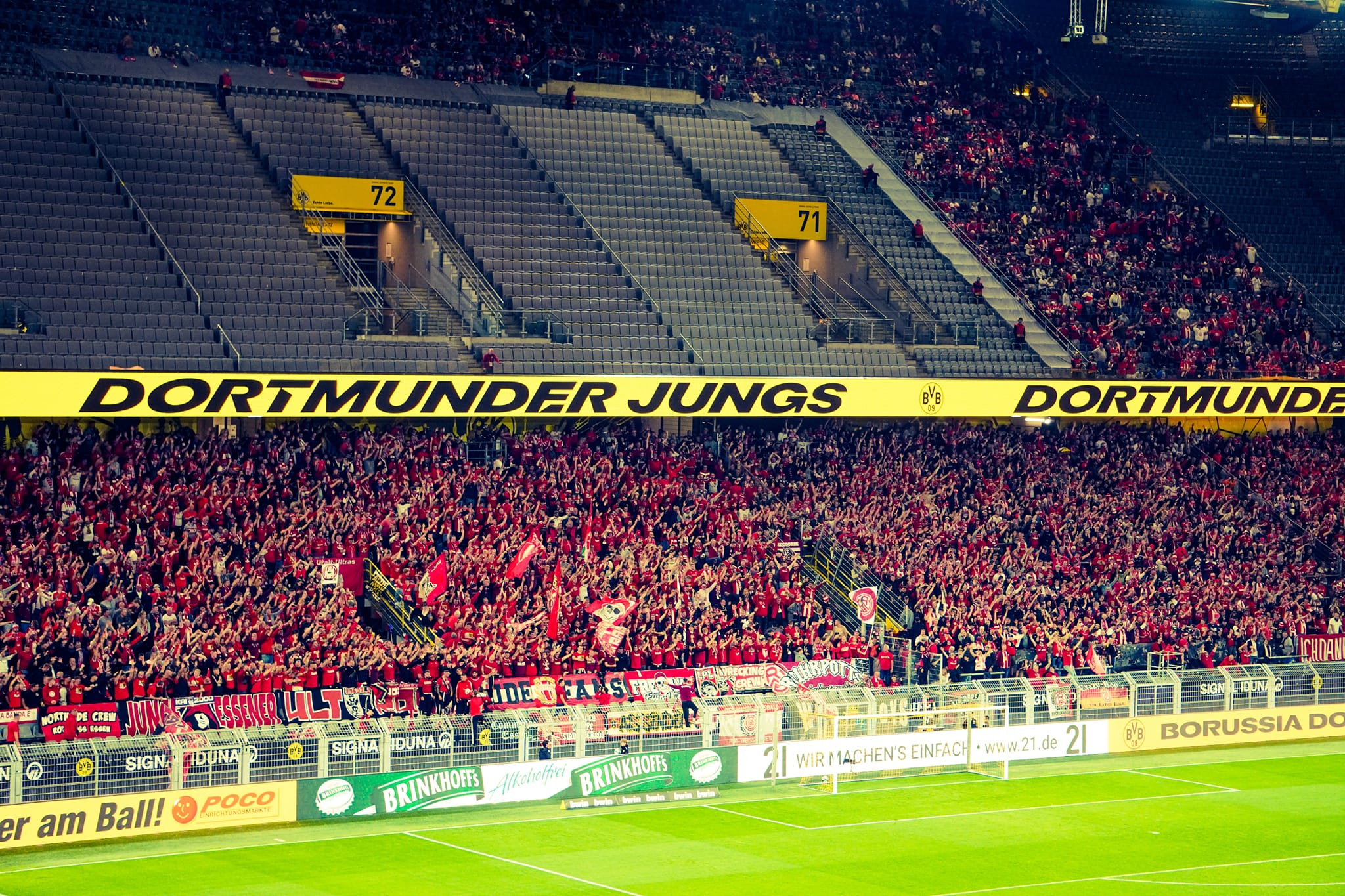 Gästefans | Borussia Dortmund II – Rot-Weiss Essen (13.10.2023) 1-2