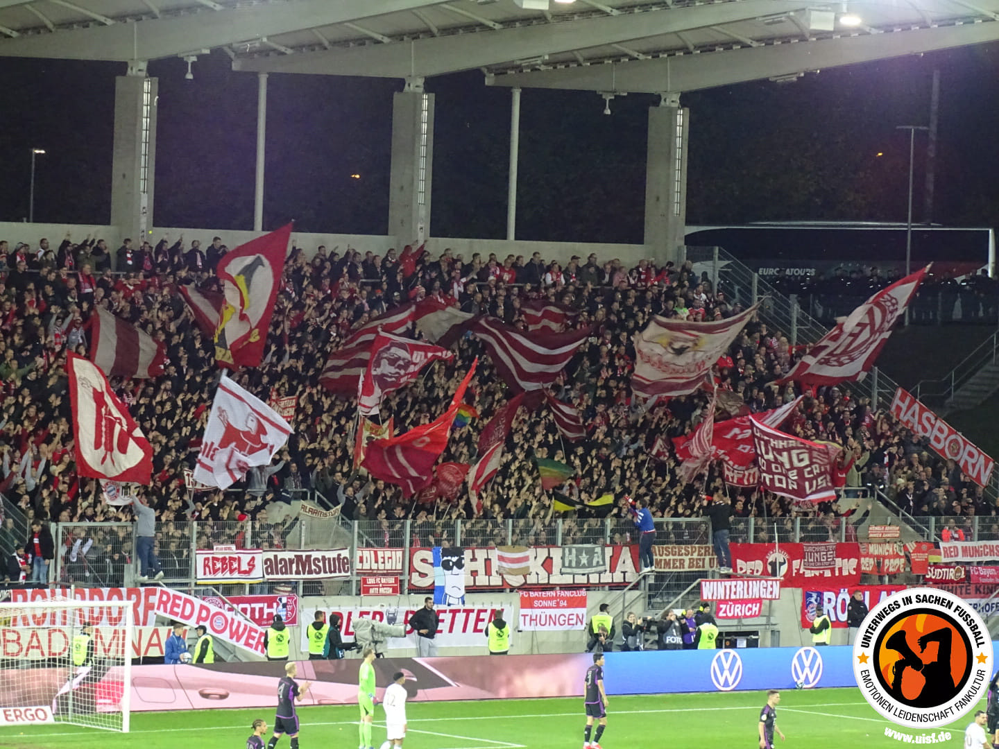 Gästefans | 1. FC Saarbrücken – FC Bayern München (01.11.2023) 2-1