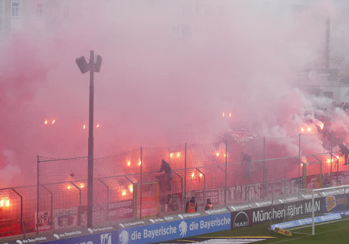 TSV 1860 München – SSV Jahn Regensburg 0-1 (9)