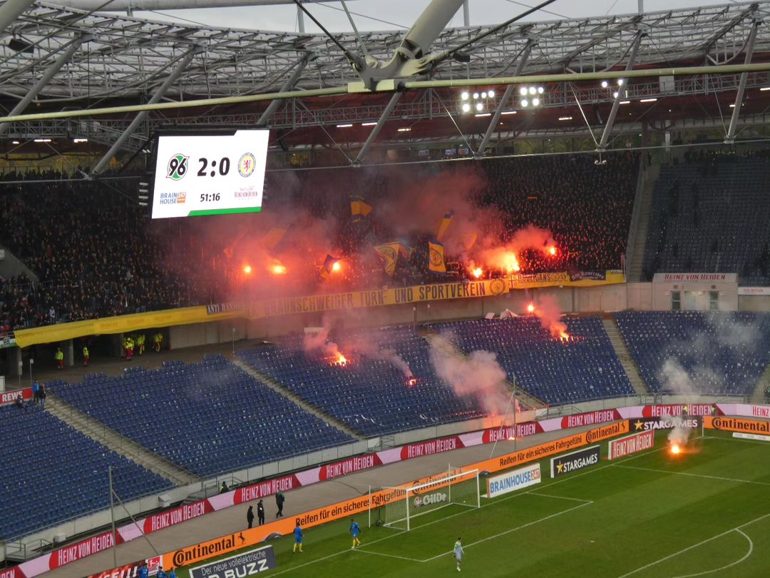 Hannover 96 – Eintracht Braunschweig 2-0 (43)