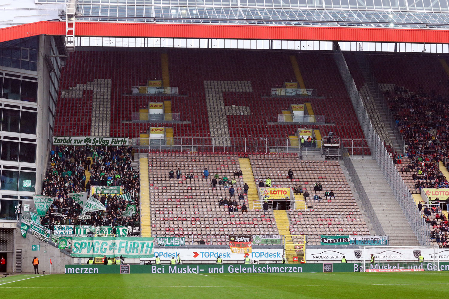 1. FC Kaiserslautern – SpVgg Fürth 0-2 (2)