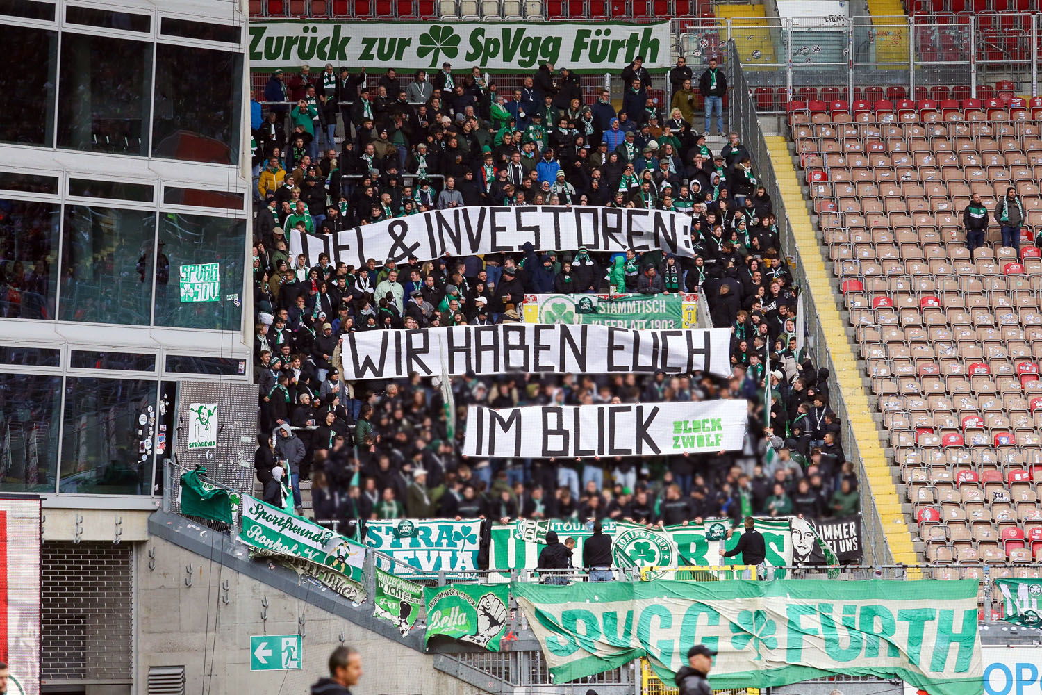 1. FC Kaiserslautern – SpVgg Fürth 0-2 (4)