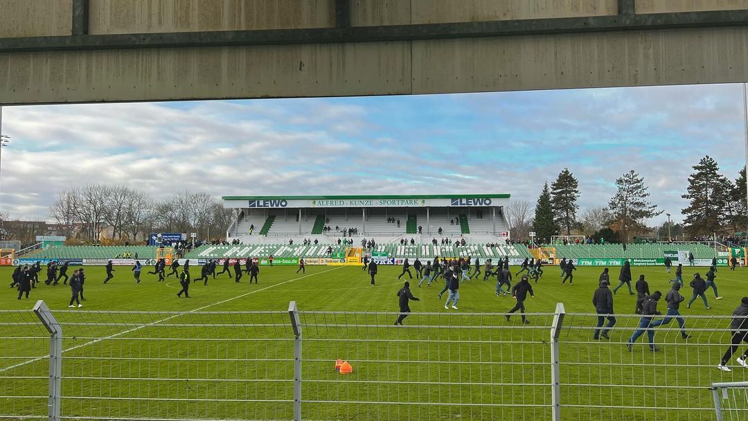 BSG Chemie Leipzig – 1. FC Lokomotive Leipzig 1-1 (20)