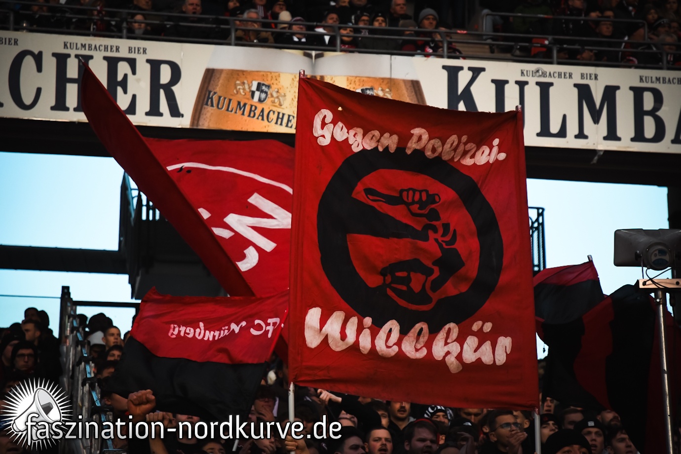 1. FC Nürnberg – Hamburger SV 0-2 (60)