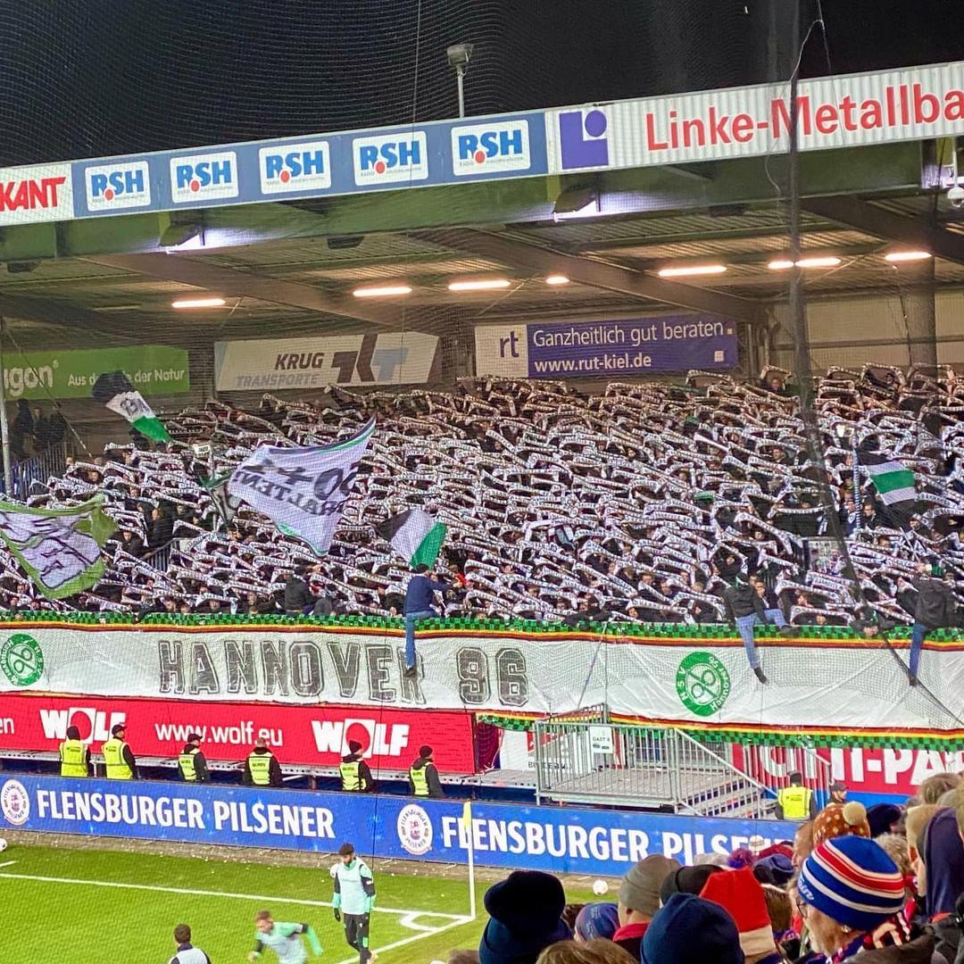 Holstein Kiel – Hannover 96 3-0 (2)