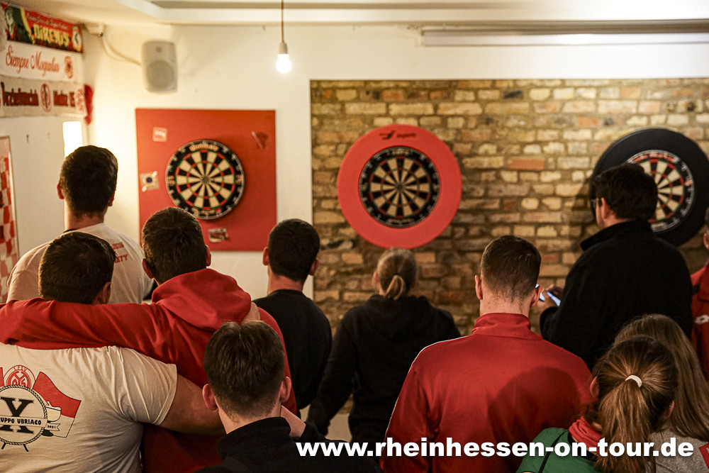 1. FSV Mainz 05 – VfL Wolfsburg 1-1 (17)