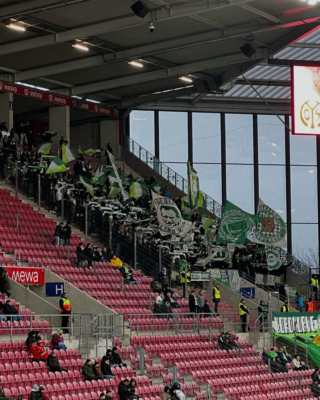 1. FSV Mainz 05 – VfL Wolfsburg 1-1 (2)