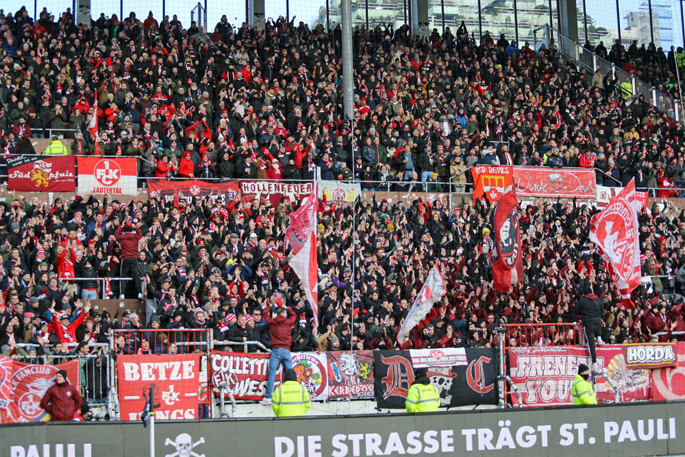 FC St. Pauli – 1. FC Kaiserslautern 2-0 (3)