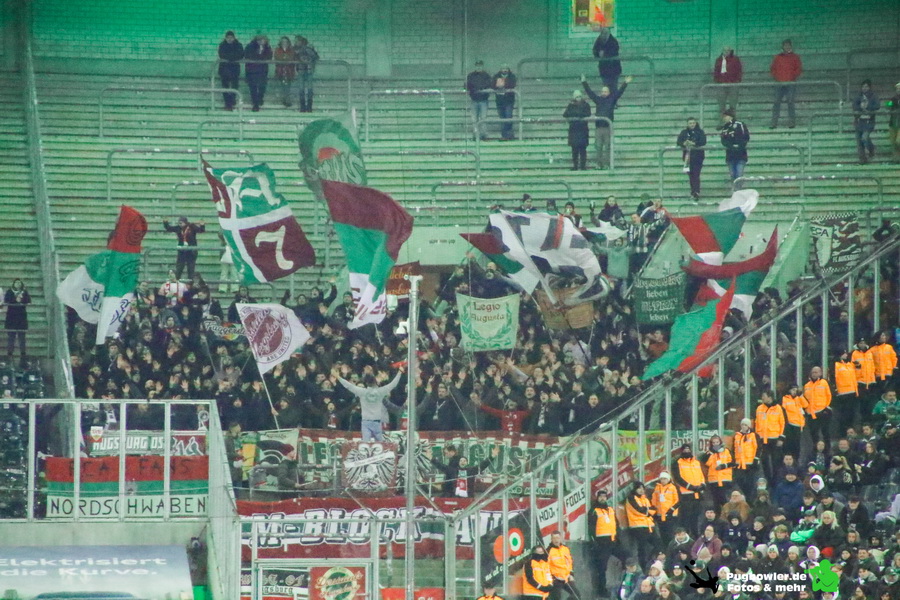 Borussia Mönchengladbach – FC Augsburg 1-2 (4)