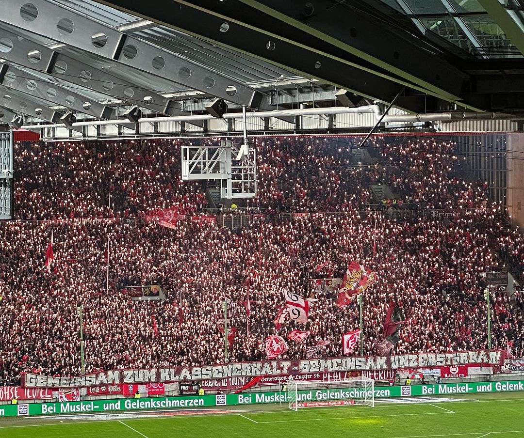 1. FC Kaiserslautern – FC Schalke 04 4-1 (9)