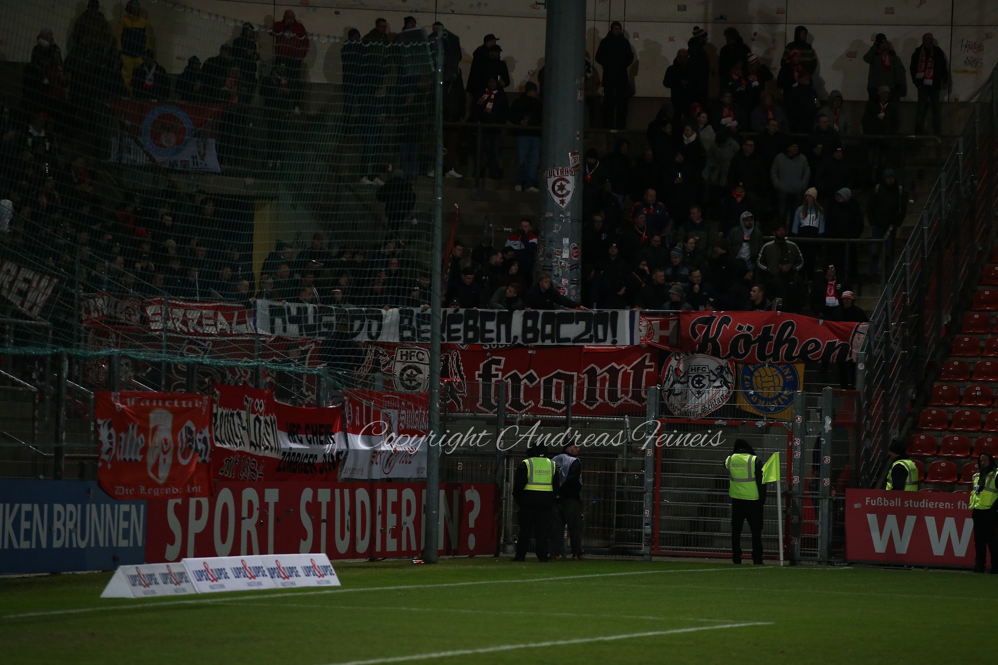 SpVgg Unterhaching – Hallescher FC 2-0 (4)
