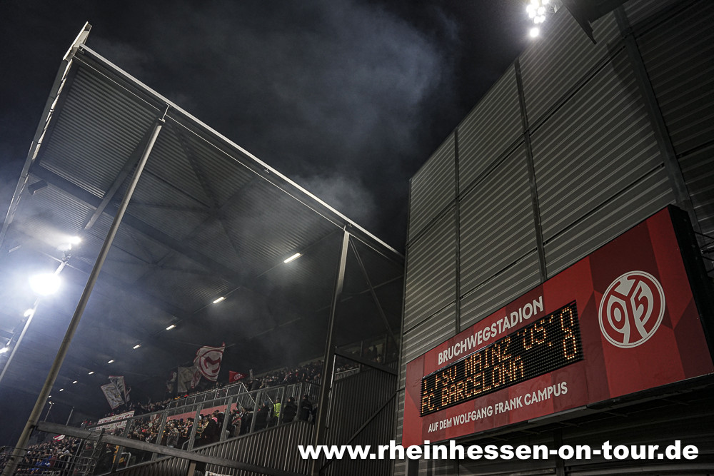 1. FSV Mainz 05 U19 – FC Barcelona U19 6:5 n.E. (2)