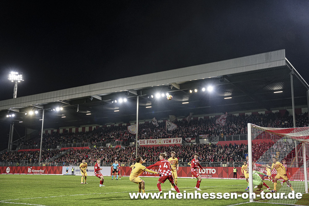 1. FSV Mainz 05 U19 – FC Barcelona U19 6:5 n.E. (7)