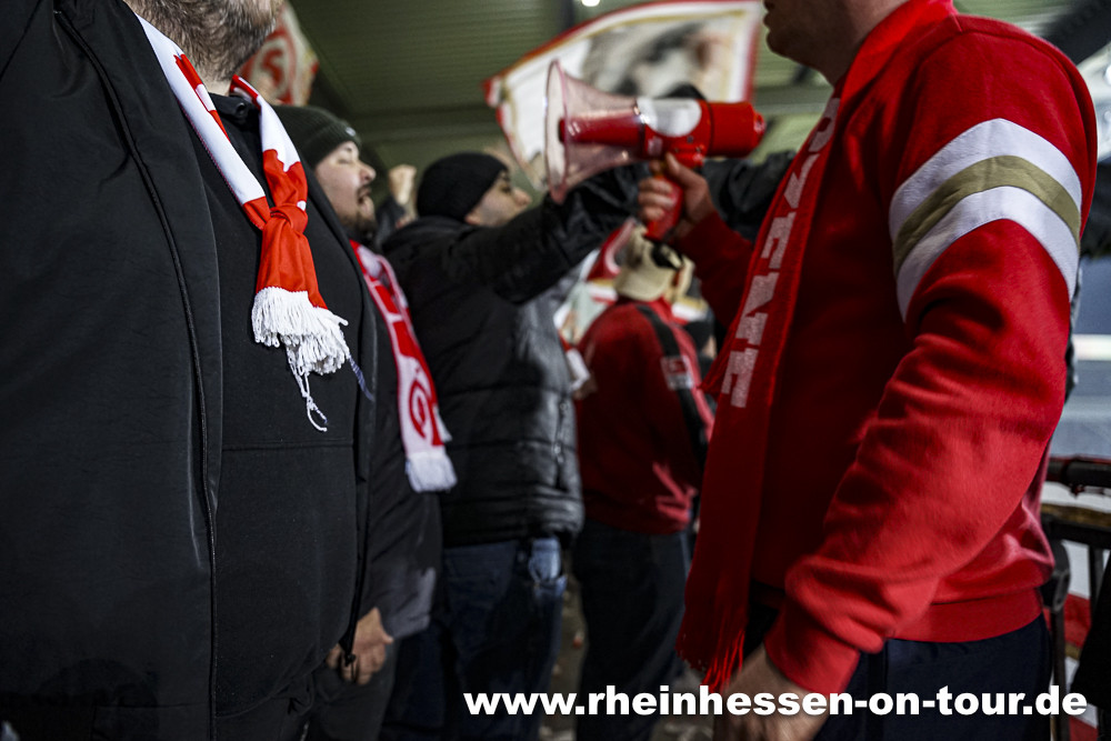 1. FSV Mainz 05 U19 – FC Barcelona U19 6:5 n.E. (11)