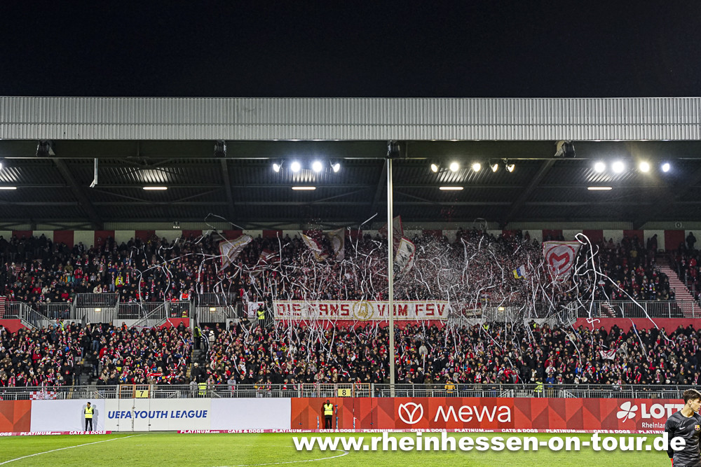 1. FSV Mainz 05 U19 – FC Barcelona U19 6:5 n.E. (17)