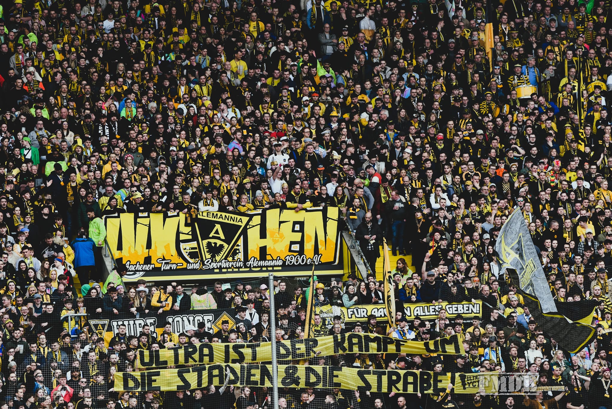 TSV Alemannia Aachen – Rot-Weiß Oberhausen (11)