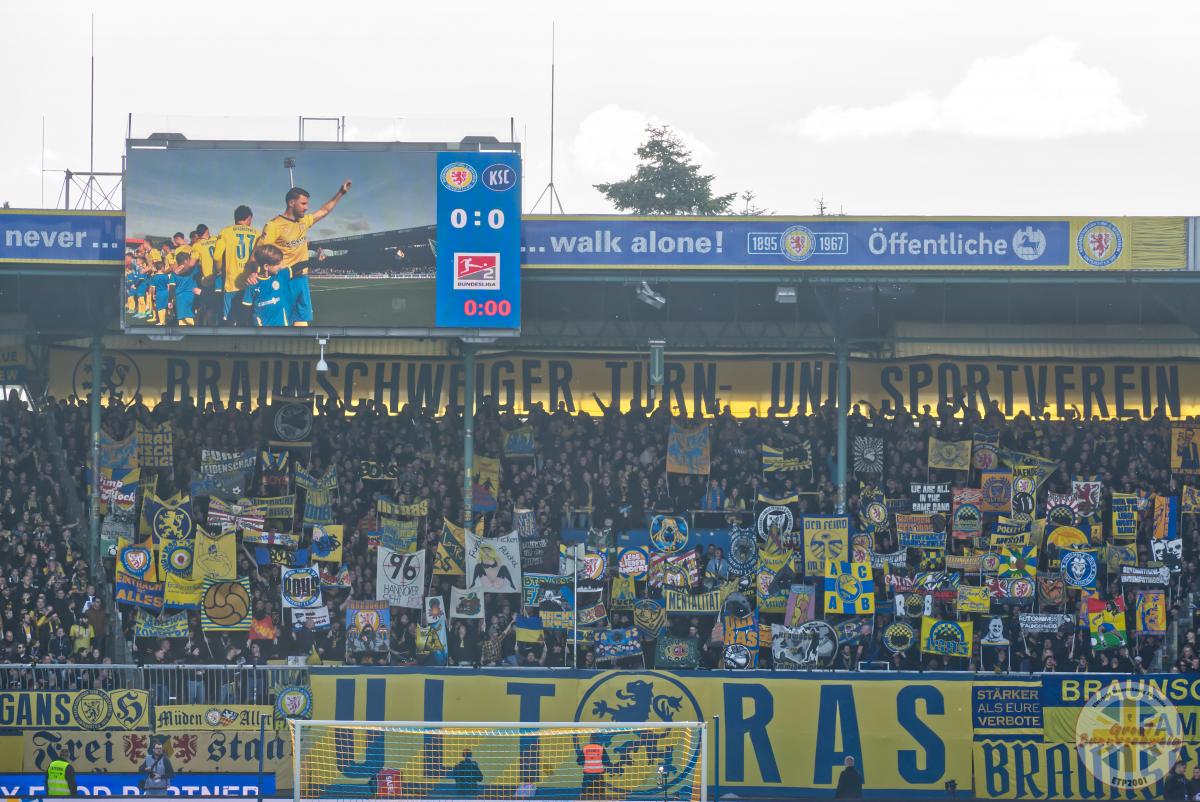 Eintracht Braunschweig – Karlsruher SC 2-0 (4)