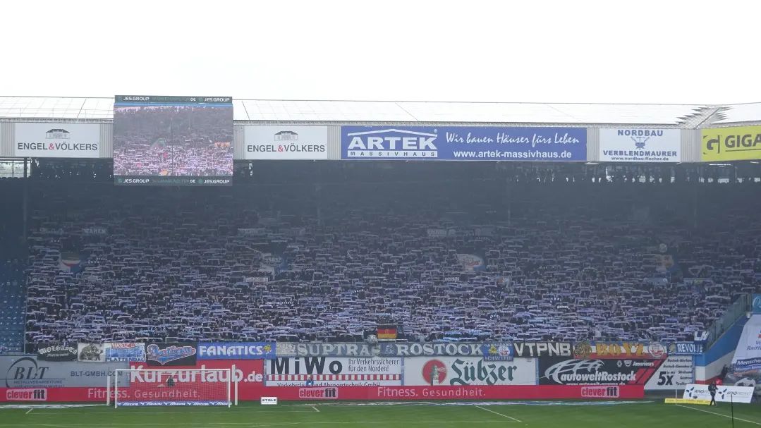 FC Hansa Rostock – 1. FC Kaiserslautern 0-3 (10)