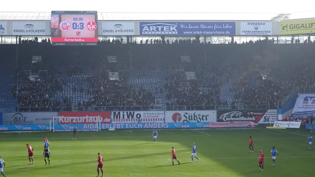 FC Hansa Rostock – 1. FC Kaiserslautern 0-3 (14)