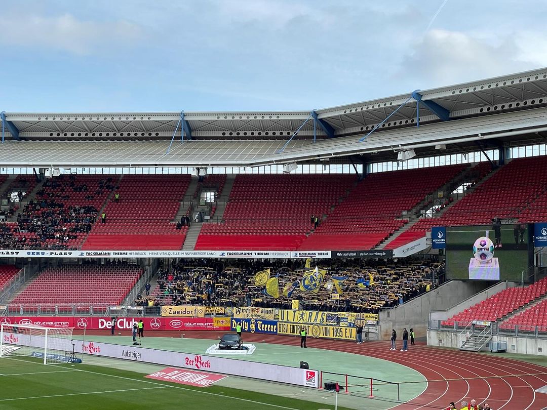 1. FC Nürnberg – Eintracht Braunschweig 2-1 (16)
