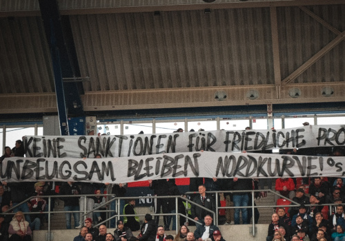 1. FC Nürnberg – Eintracht Braunschweig 2-1 (15)