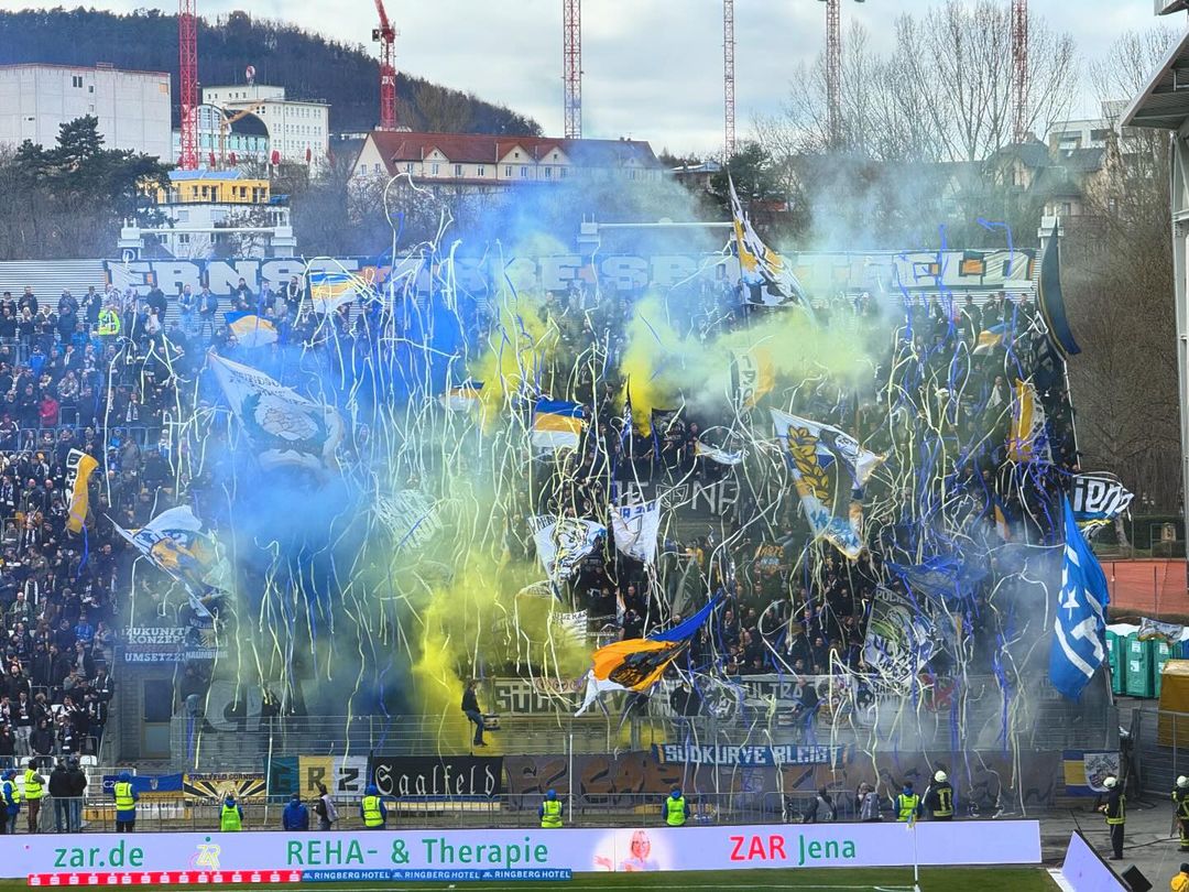 FC Carl Zeiss Jena – FC Rot-Weiß Erfurt 3-1 (43)