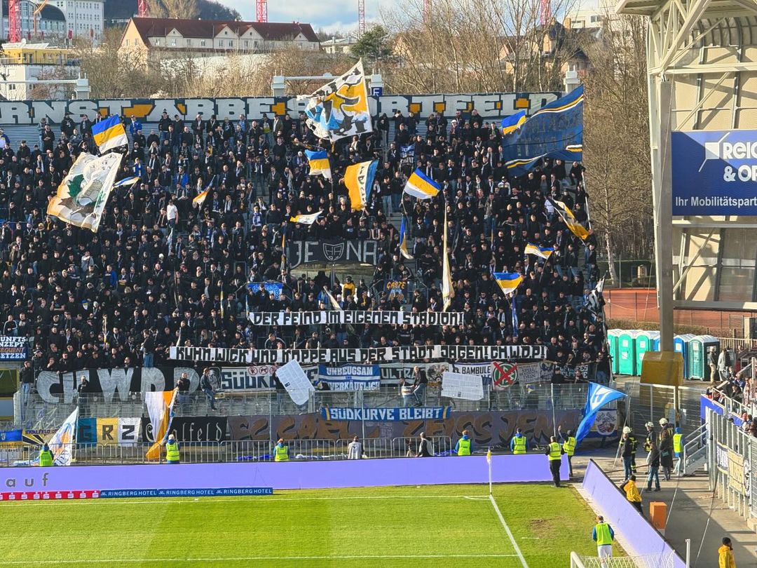 FC Carl Zeiss Jena – FC Rot-Weiß Erfurt 3-1 (65)