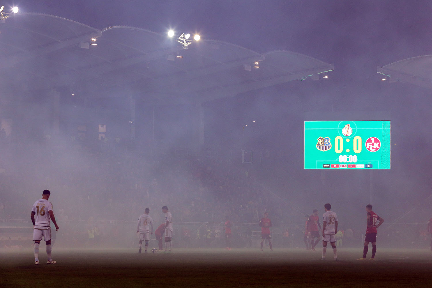 1. FC Saarbrücken – 1. FC Kaiserslautern 0-2 (24)