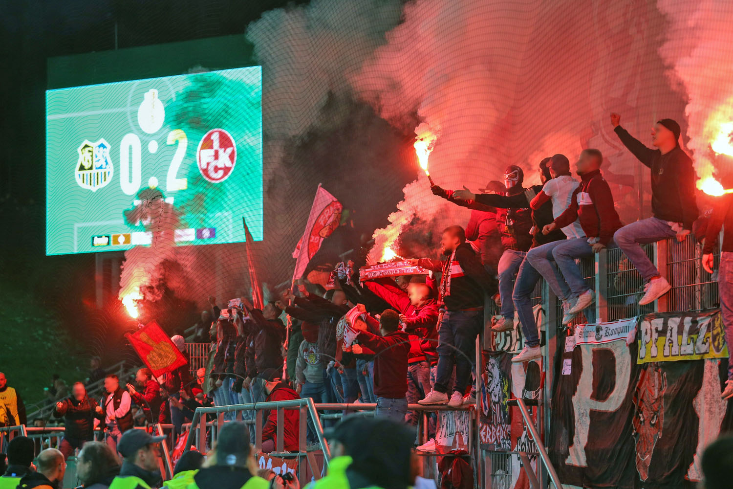 1. FC Saarbrücken – 1. FC Kaiserslautern 0-2 (29)