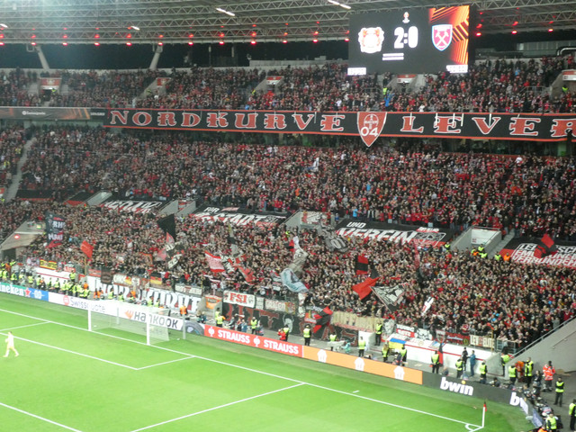Bayer 04 Leverkusen – West Ham United FC 2-0 (18)