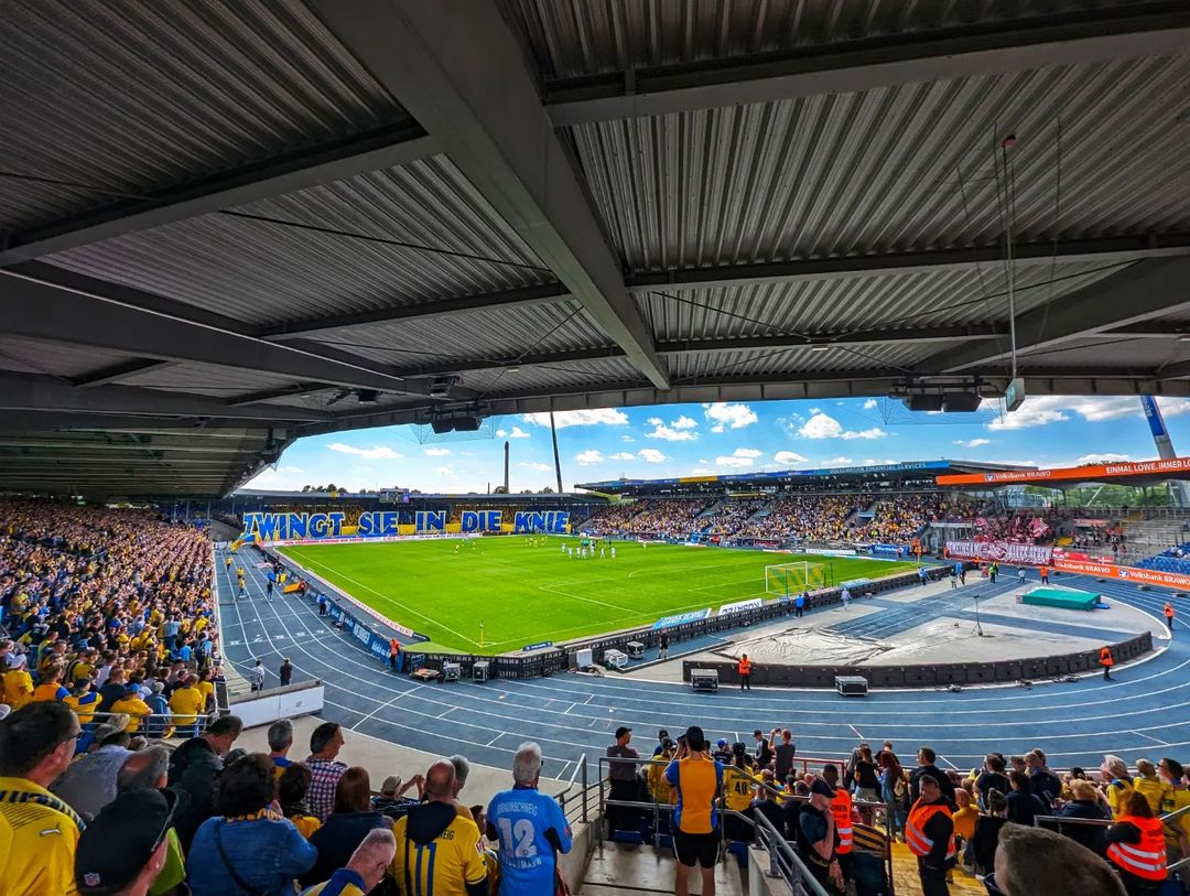 Eintracht Braunschweig – SV Wehen 1-0 (3)