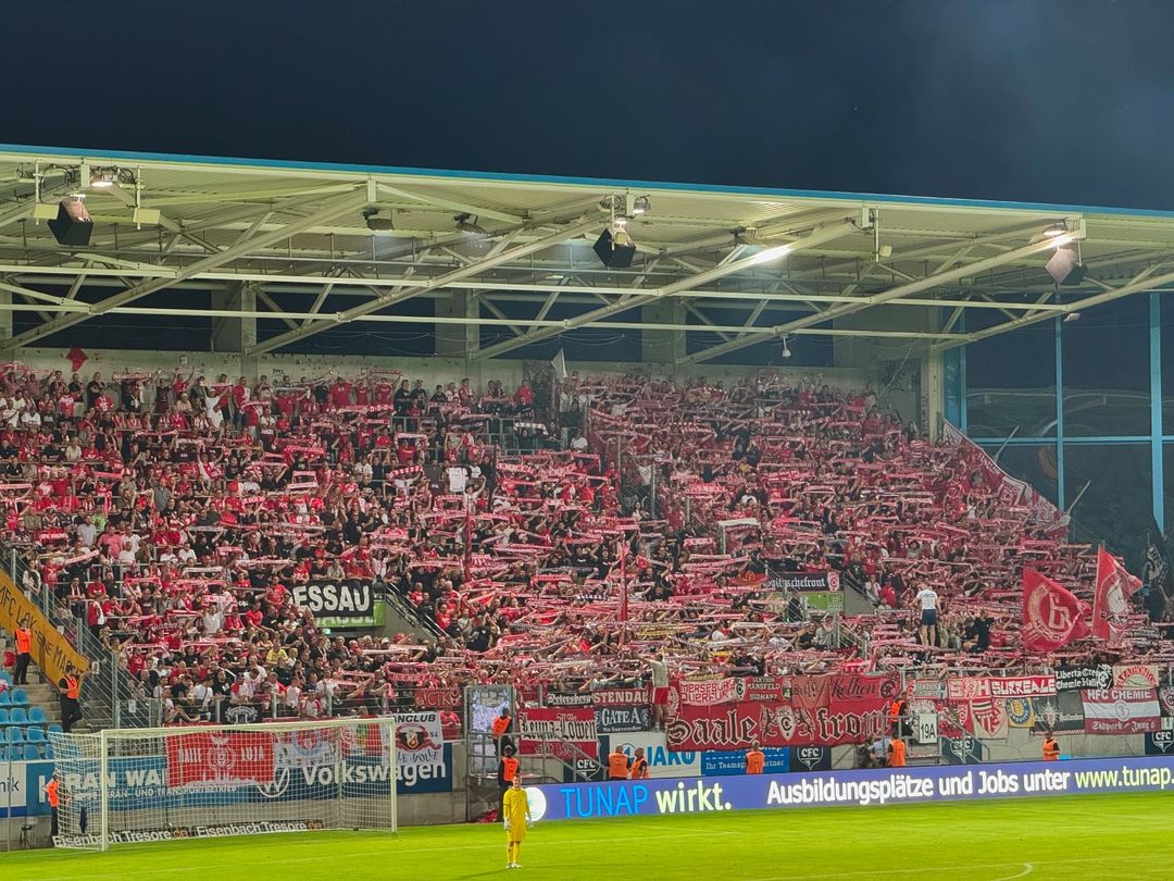 Chemnitzer FC – Hallescher FC 0-0 (8)
