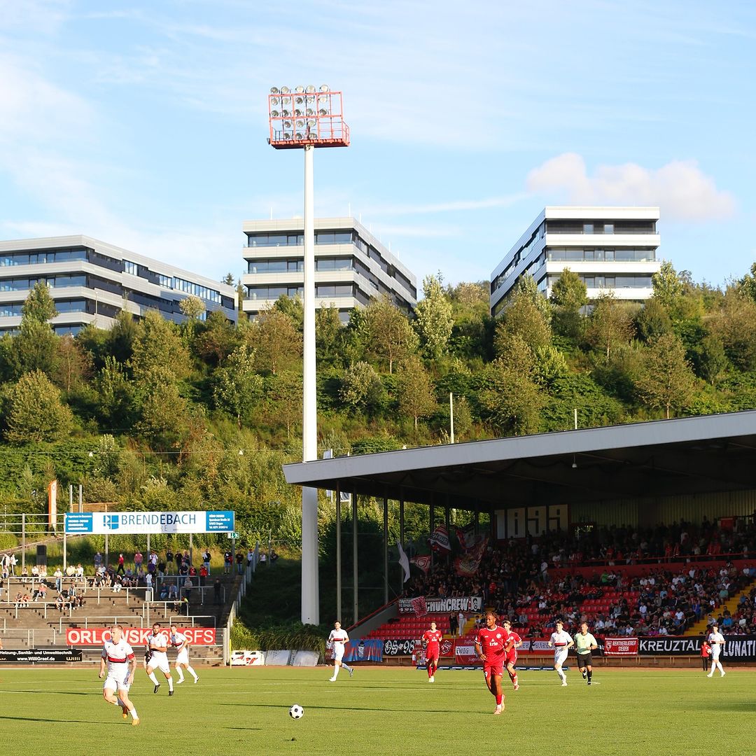 Sportfreunde Siegen – SV Lippstadt 08 2-1 (4)