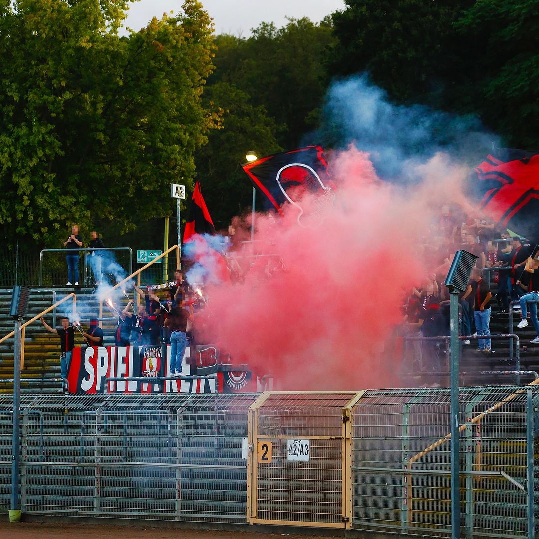 Sportfreunde Siegen – SV Lippstadt 08 2-1 (8)
