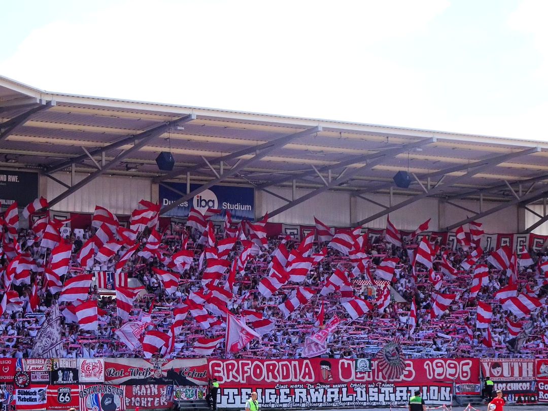 FC Rot-Weiß Erfurt – Hallescher FC 0-4 (4)